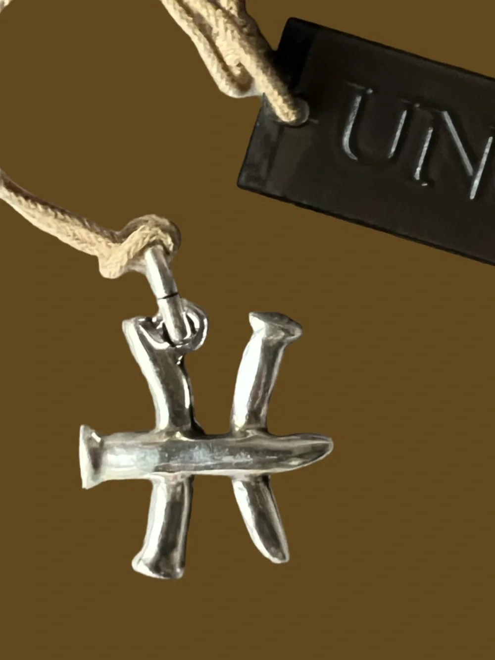 Pisces Sterling Silver-Plated Charm by UNO de 50 - Picture 2 of 4